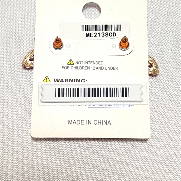 Holiday Red And Green String of Lights Earrings - Picture 2 of 6